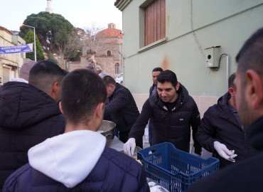 Geleneksel Sokak İftarımız büyük bir huzur ve mutlulukla gerçekleşti